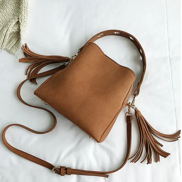 2019 Fashion Scrub Women Bucket Bag Vintage Tassel Messenger Bag High Quality Retro Shoulder Bag Simple Crossbody Bag Tote Fashion Nova Bags