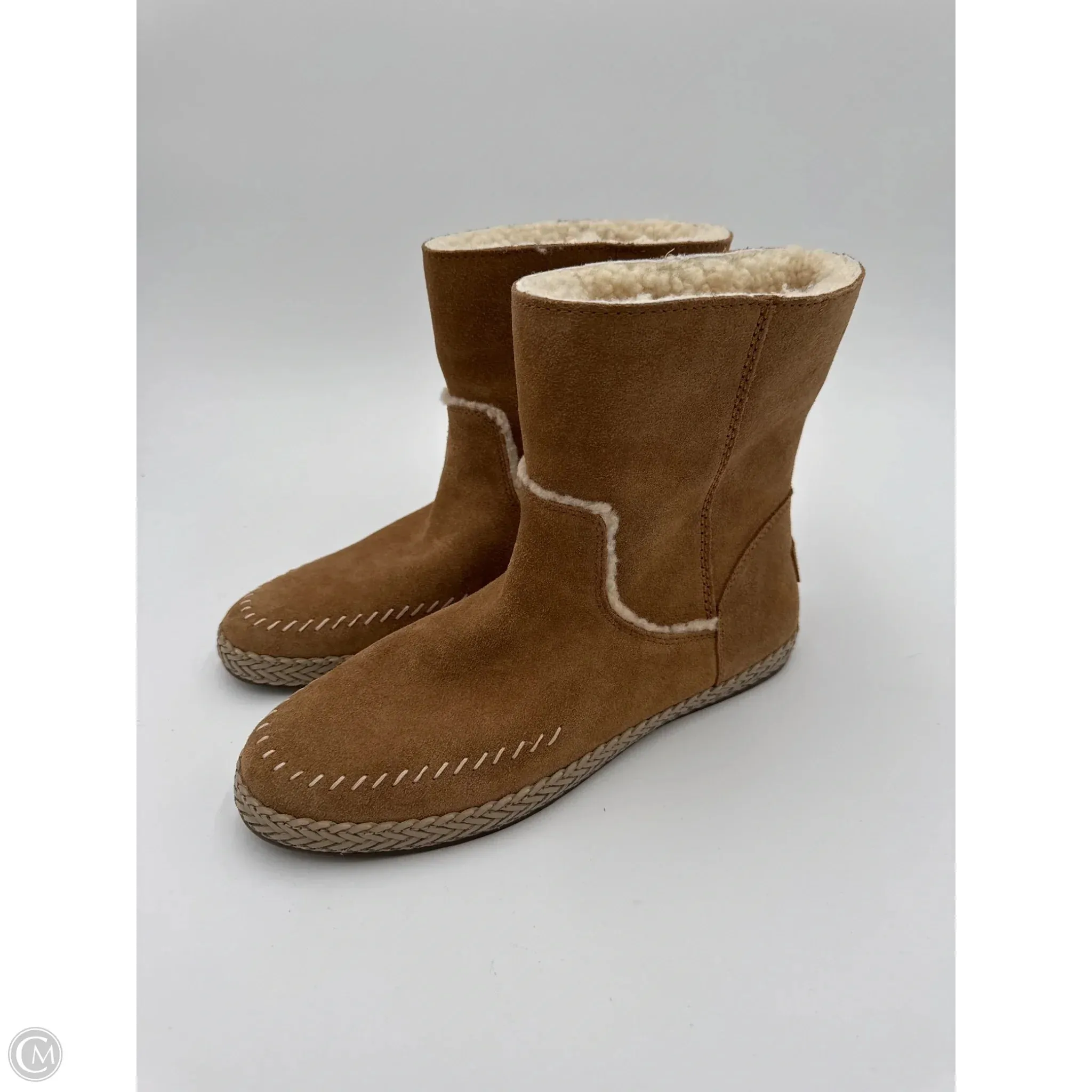Boots Ankle Flats By Ugg In Tan, Size: 10