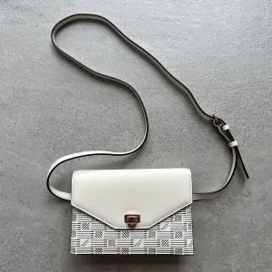 Crossbody Flap / Belt Bag Calf, Champagne Moreau Bags