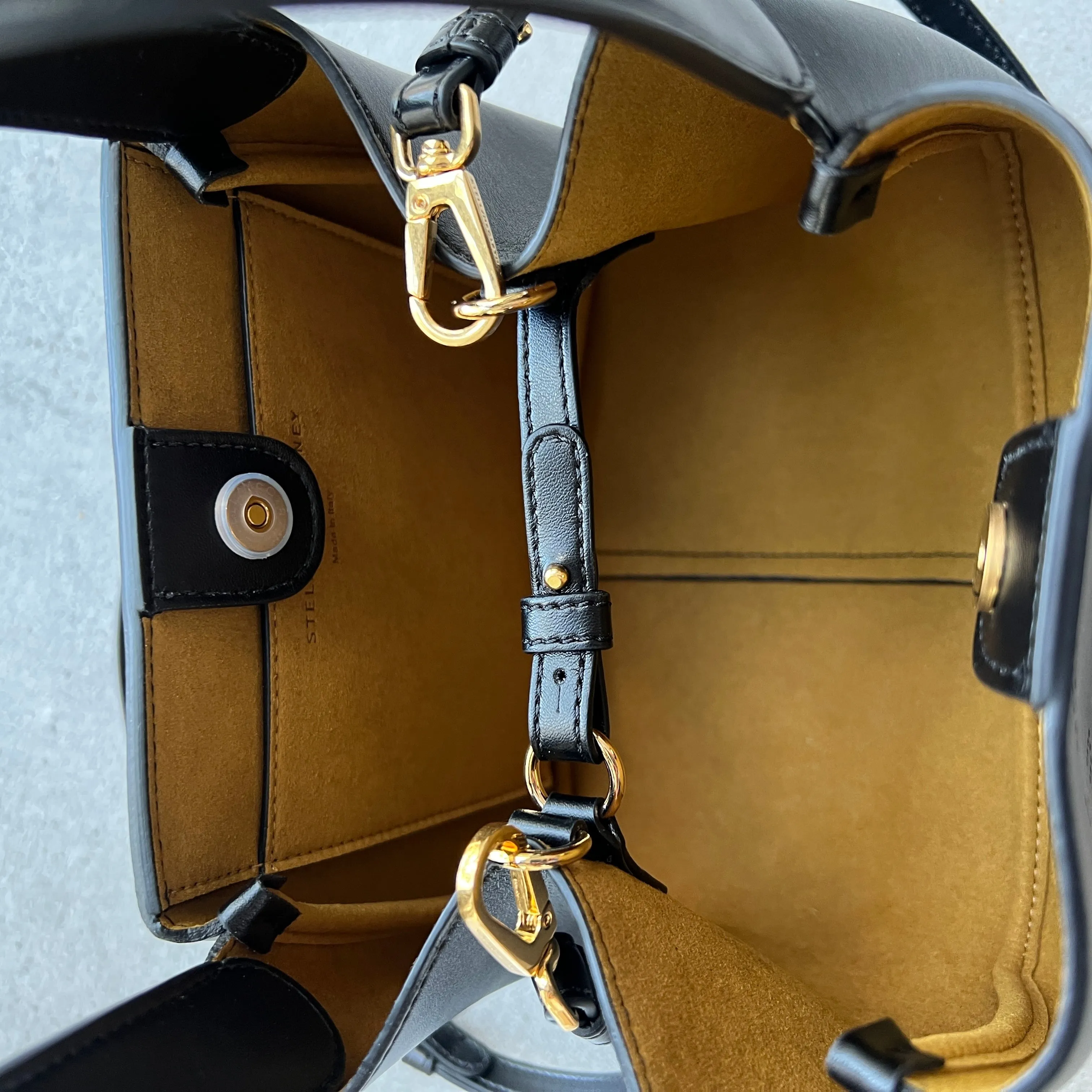 Dumpling Logo Shoulder Bag, Black Bags_Stella Mccartney_Bags