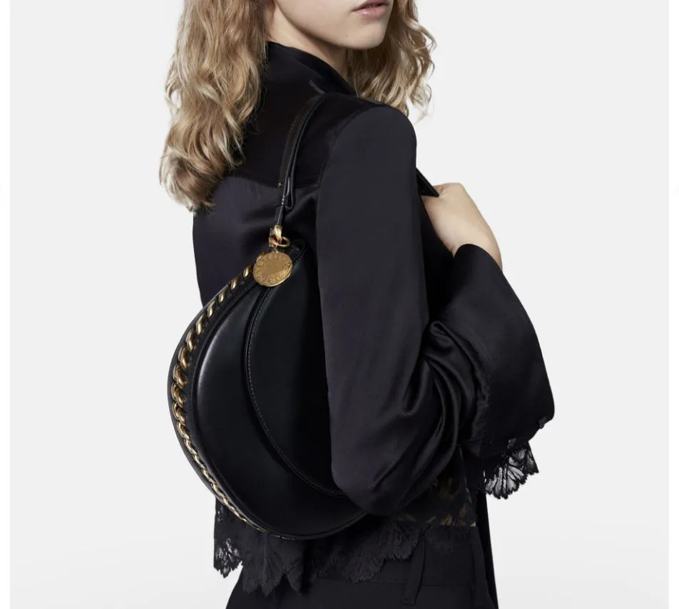 Frayme Medium Flap Bag Alter Mat, Black Bags_Stella Mccartney_Bags
