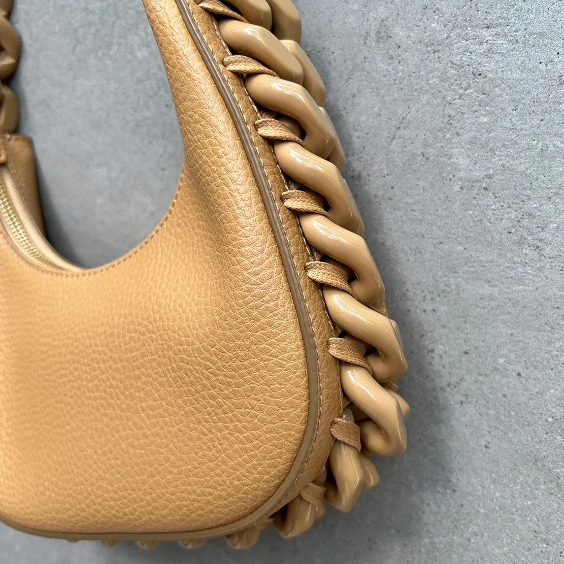 Frayme Shoulder C/B Grainy Tonal, Camel Bags_Stella Mccartney_Bags