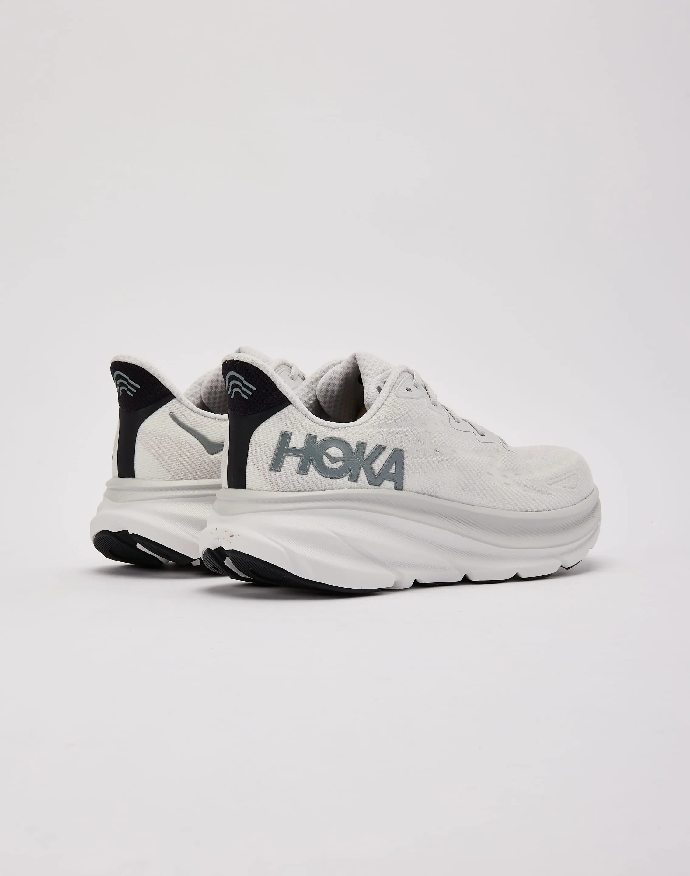 HOKA Clifton 9