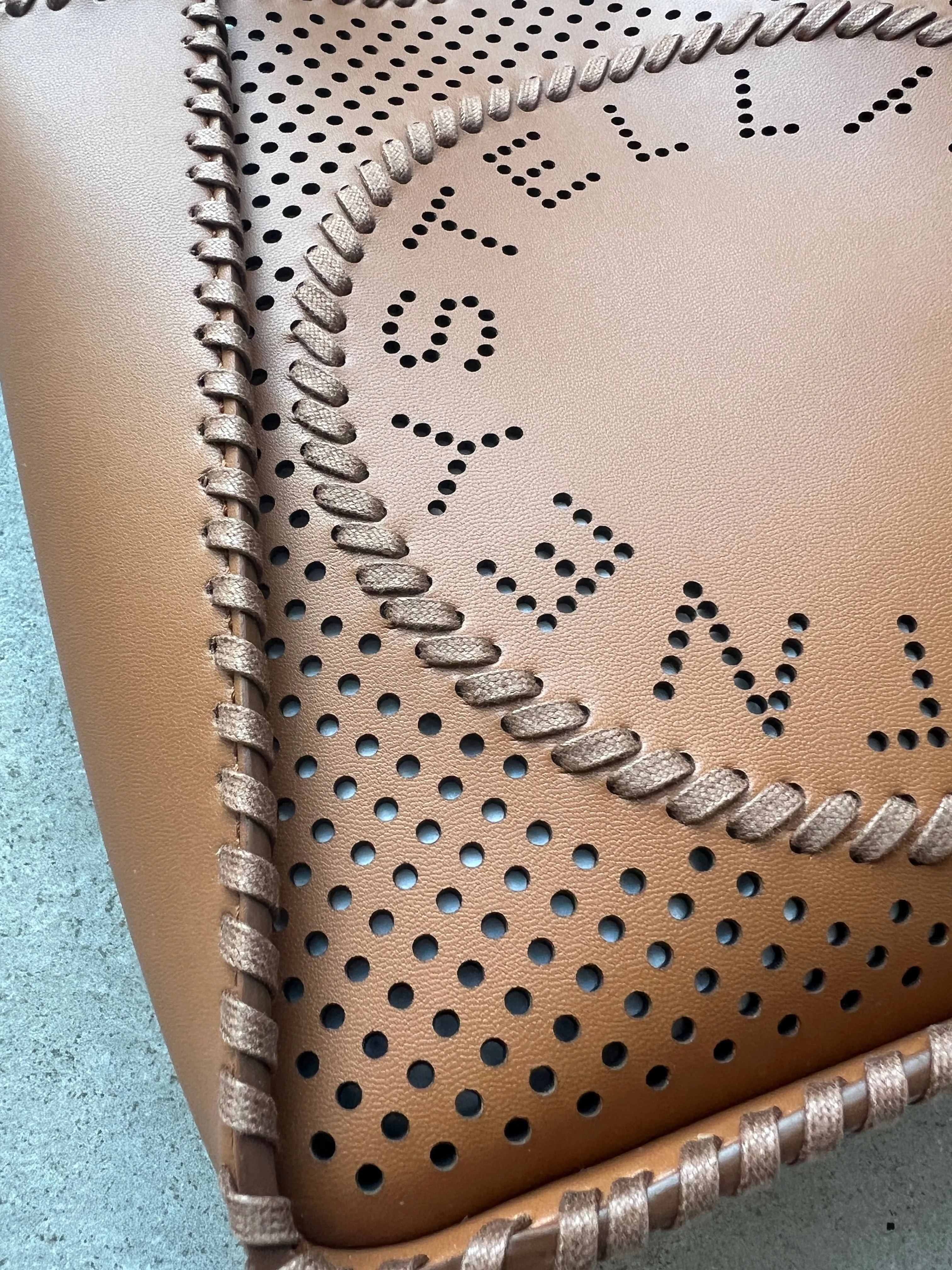 Logo Hobo Perforated, Cuoio Bags_Stella Mccartney_Bags