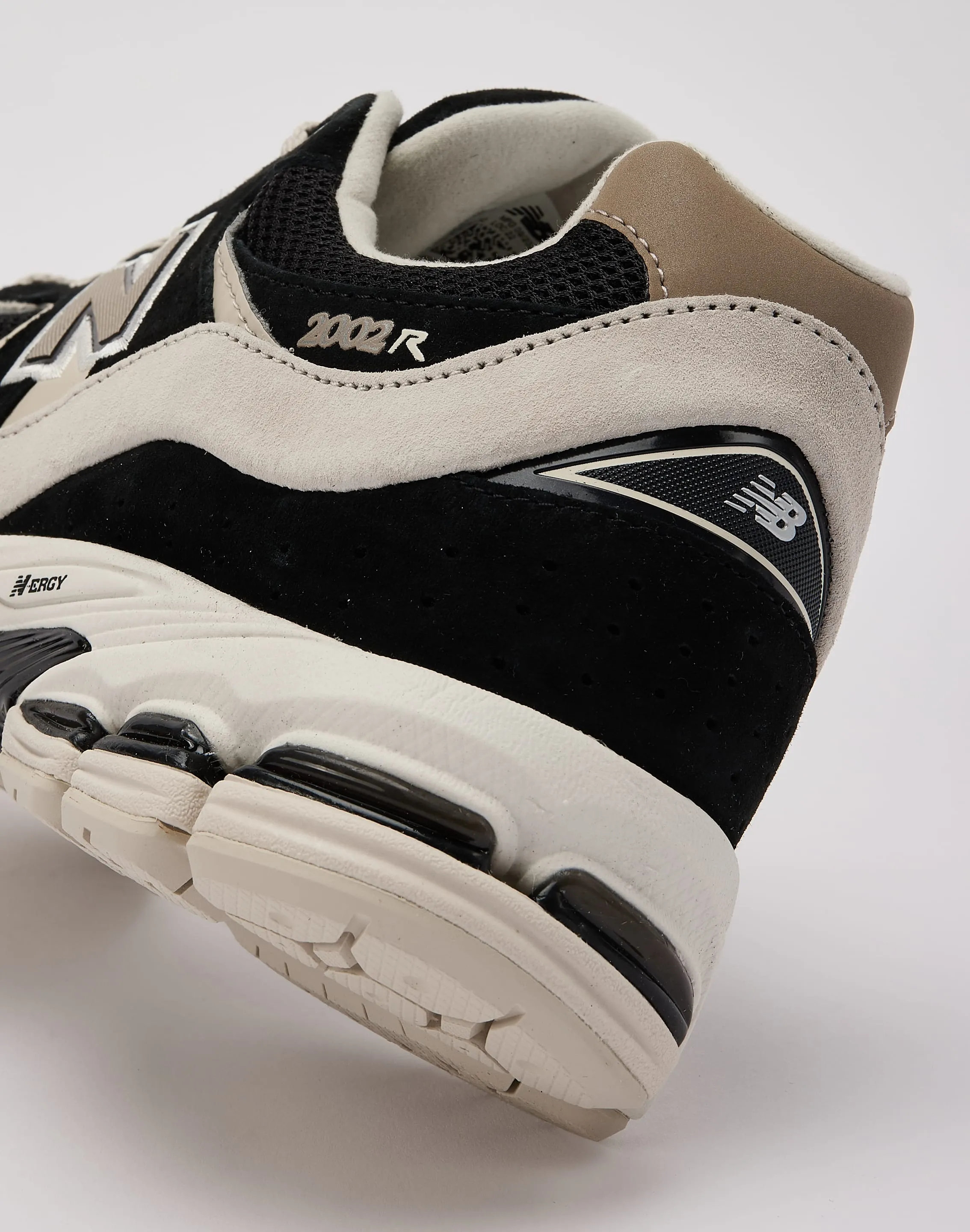 New Balance 2002R