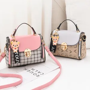 New Cute Type Ladies PU Handbag High Quality 2020 Hot Sale Small Girls Exquisite Color Matching Casual Fashion Small Square Bag Fashion Nova Bags