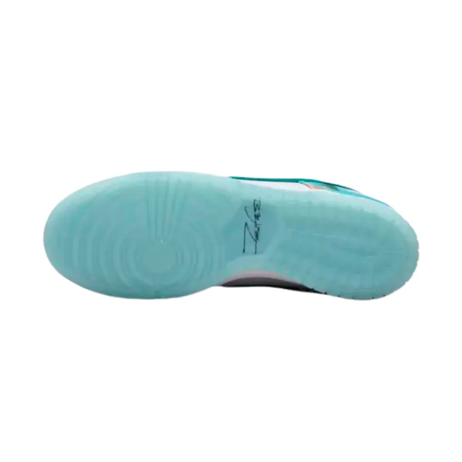 Nike SB Dunk Low Futura Laboratories Bleached Aqua Geode Teal White Nike Dunk