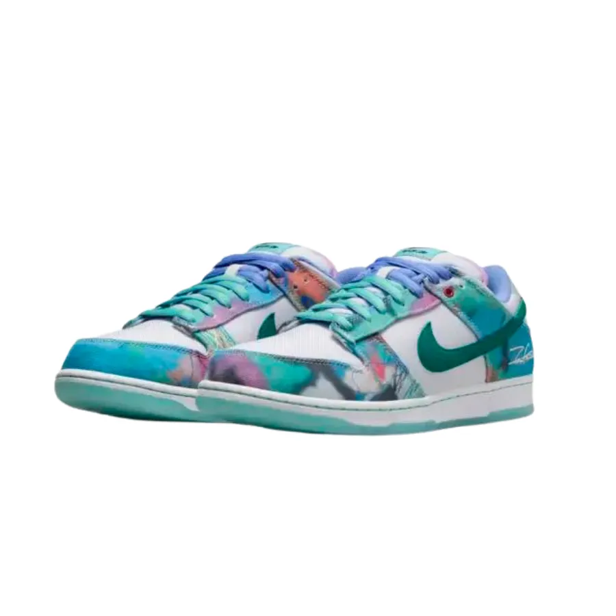 Nike SB Dunk Low Futura Laboratories Bleached Aqua Geode Teal White Nike Dunk