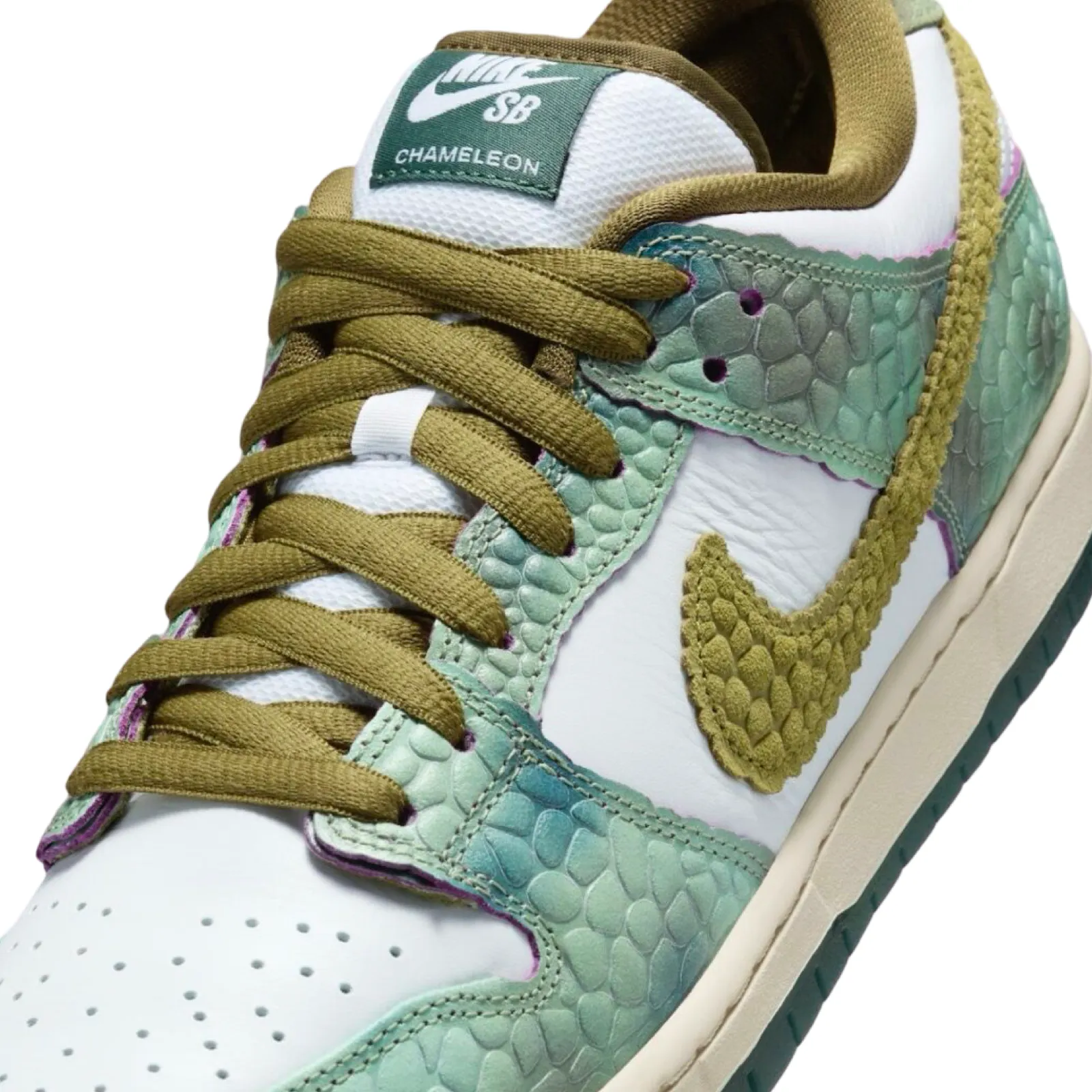 Nike SB Dunk Low Pro QS Oil Green Desert Moss White Nike Dunk