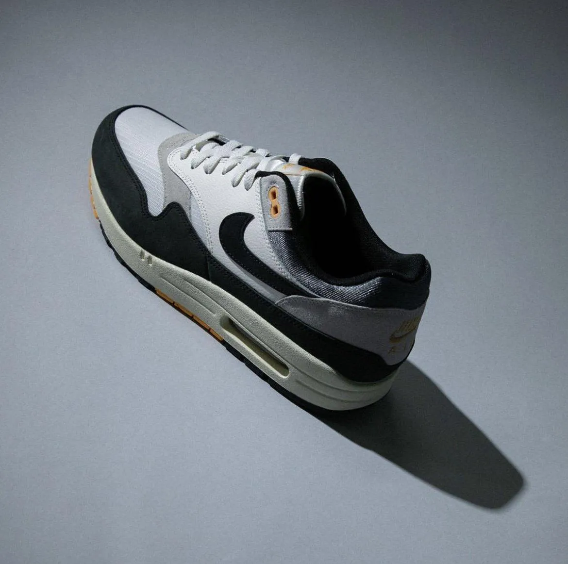 Nike	Sneakers Nike Air Max 1 'Athletic Department'