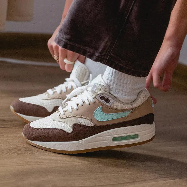 Nike	Sneakers Nike Air Max 1 'Crepe Hemp' 2022
