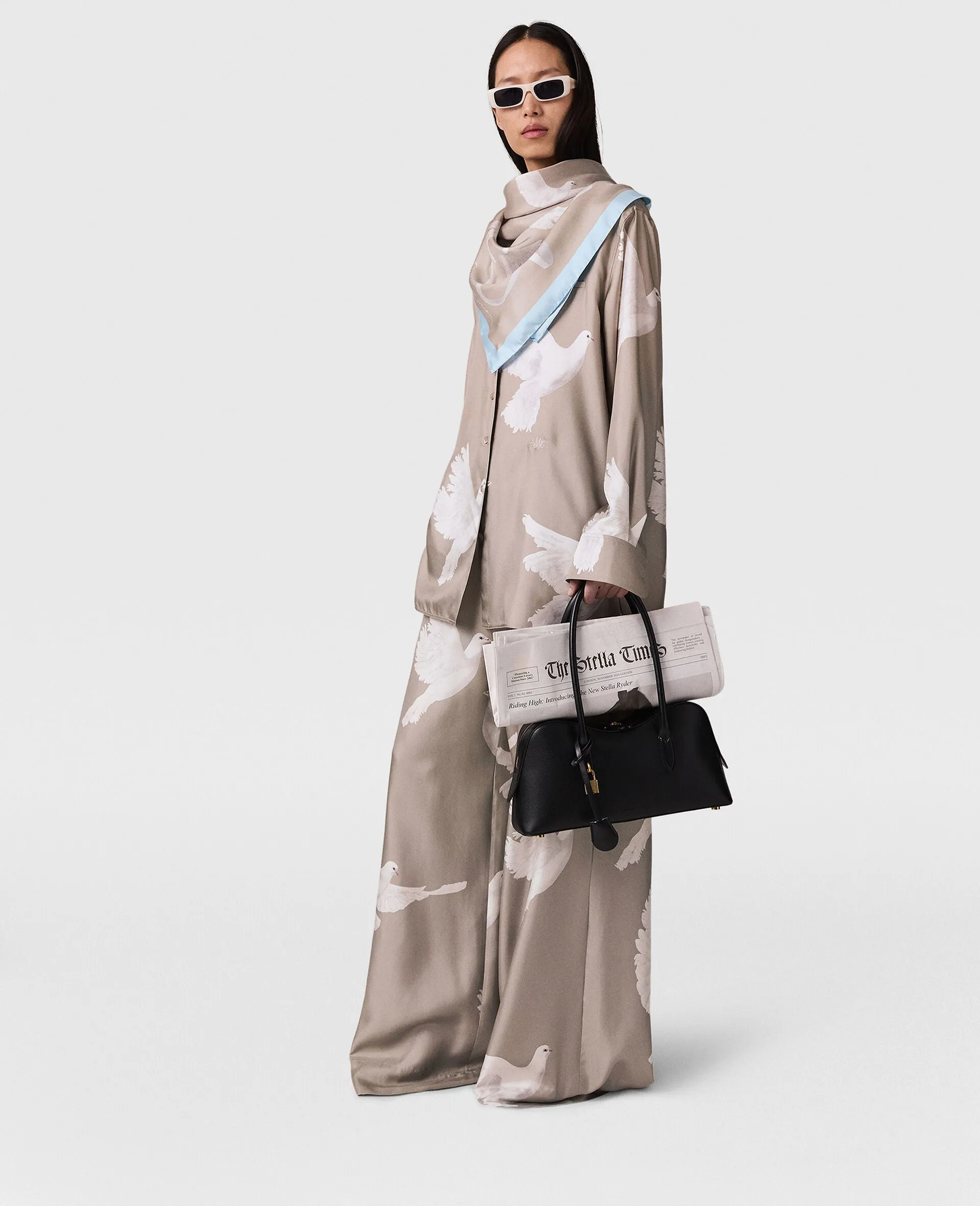 Ryder Shoulder Bag, Black Bags_Stella Mccartney_Bags