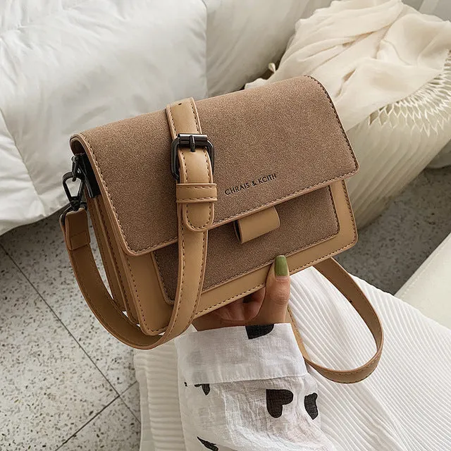 Small bag women 2019 new Korean version of small square bag wide shoulder strap fashion Joker shoulder Messenger bag Fashion Nova Bags
