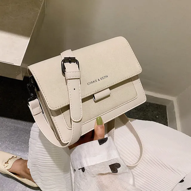 Small bag women 2019 new Korean version of small square bag wide shoulder strap fashion Joker shoulder Messenger bag Fashion Nova Bags