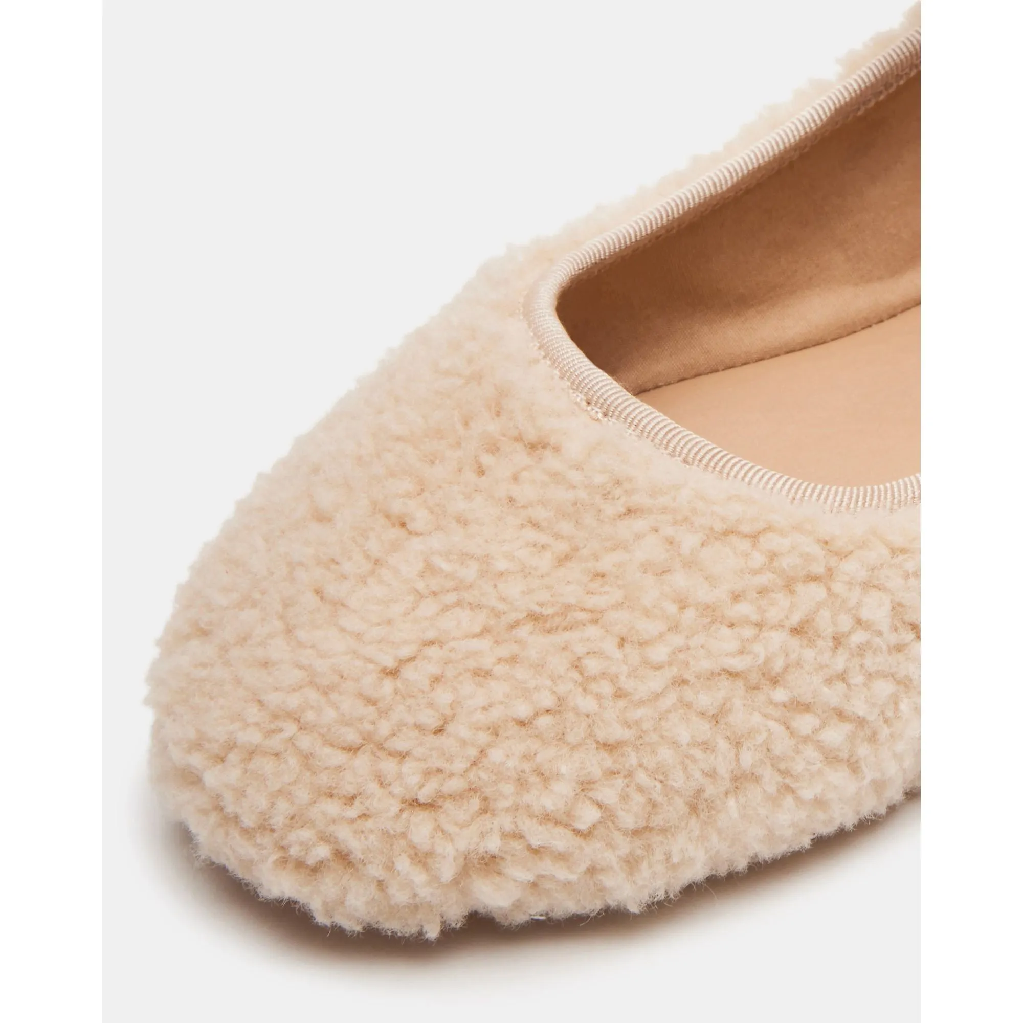 Vinetta Faux Shearling Natural