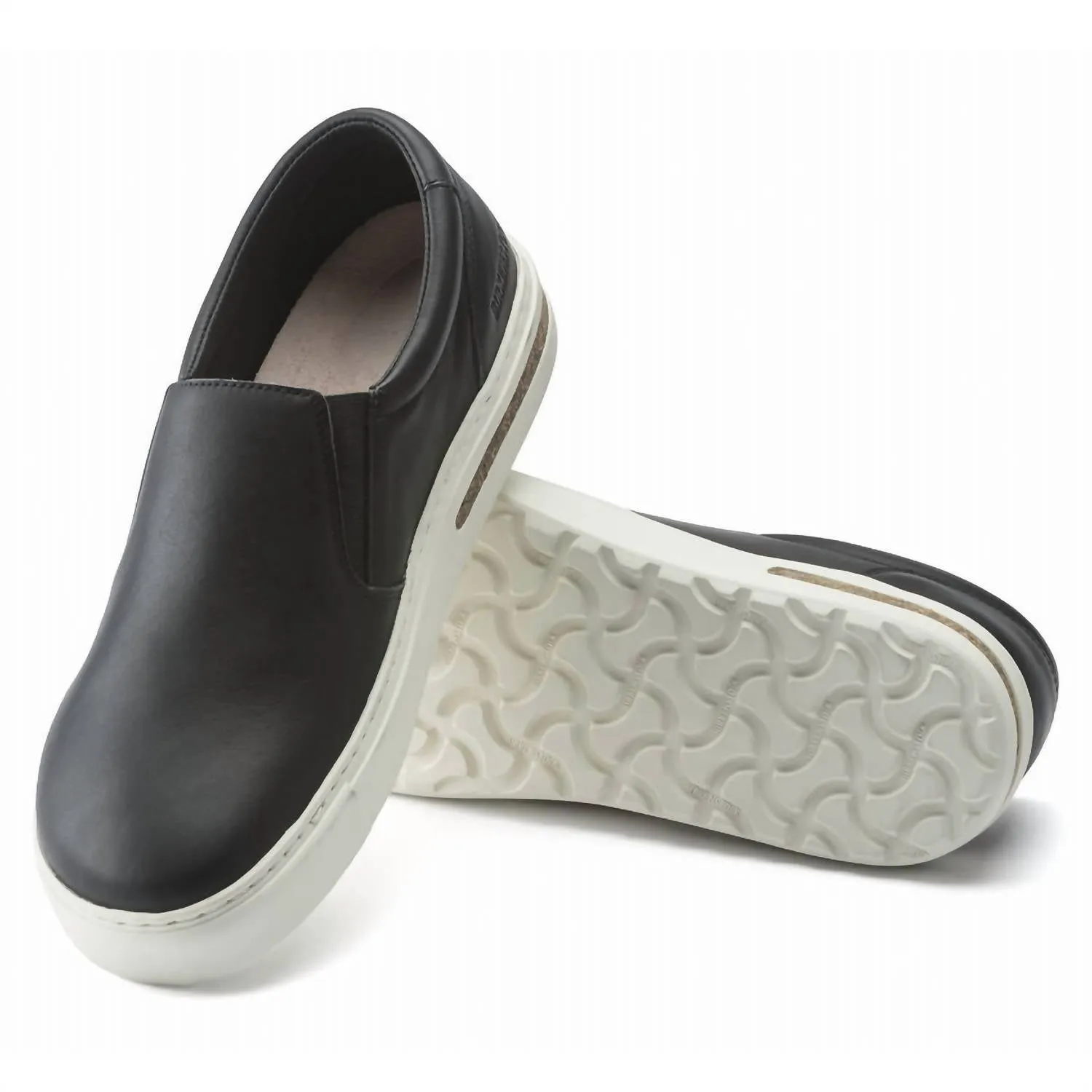 Women Oswego Leather Shoes in Black