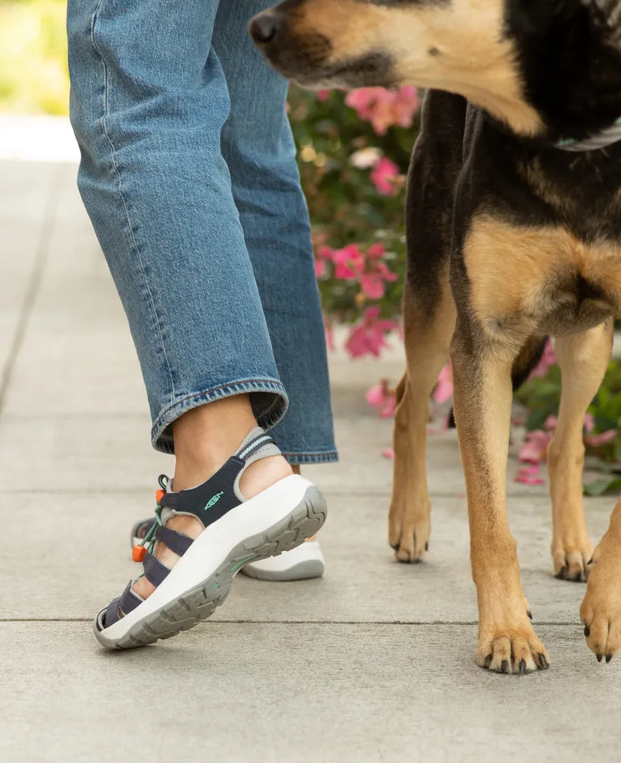 Women's Astoria West Sandal  |  Plaza Taupe/Roasted Pecan